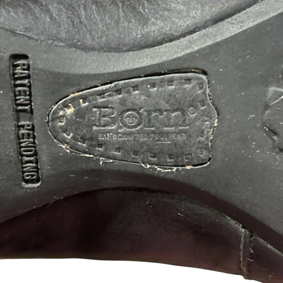 Born Women’s Black Leather Gemma Flats with Leather Flower Embellishments - Picture 16 of 16